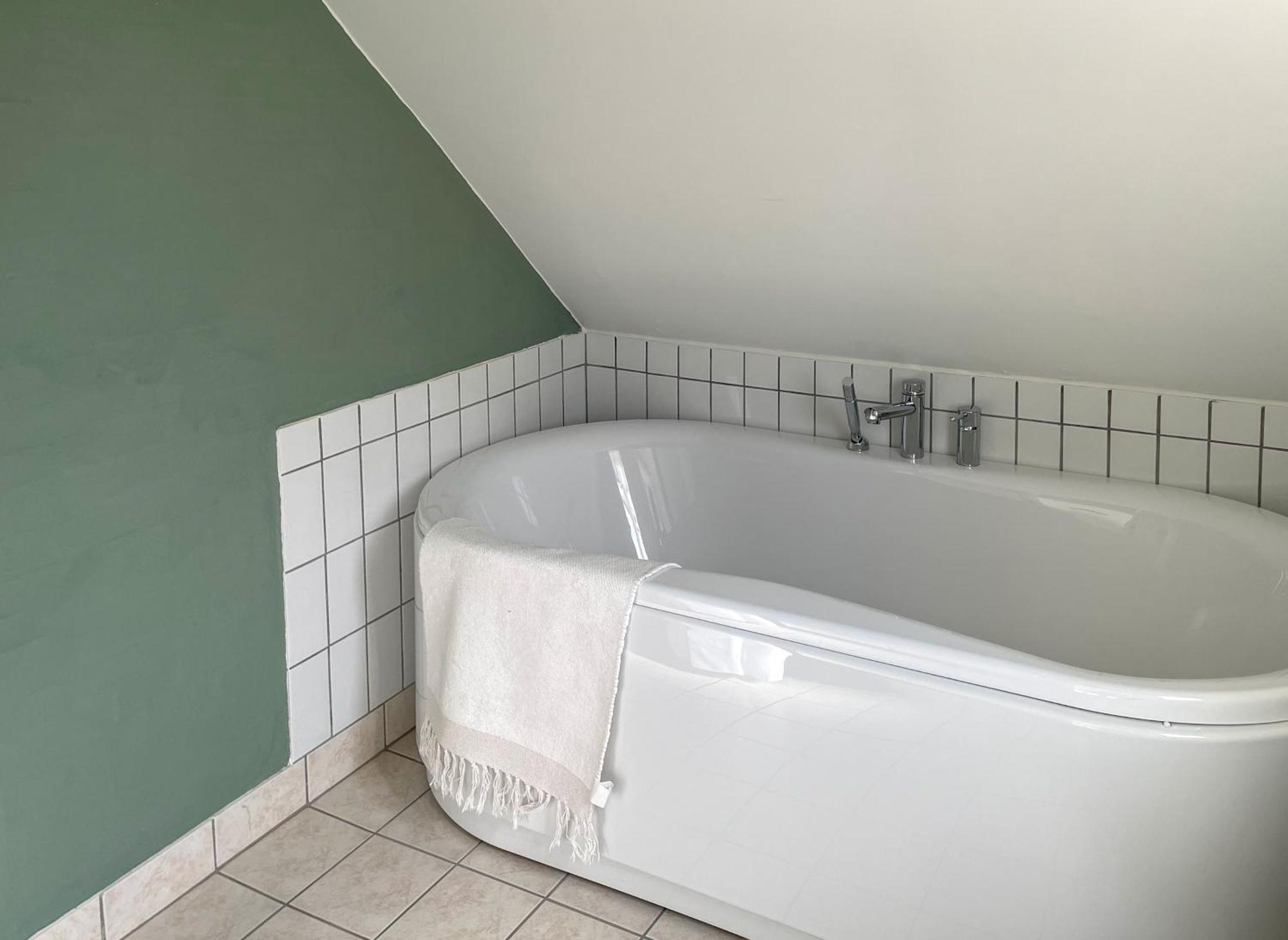 Hotel Strandgaarden Vesterø Havn エクステリア 写真
