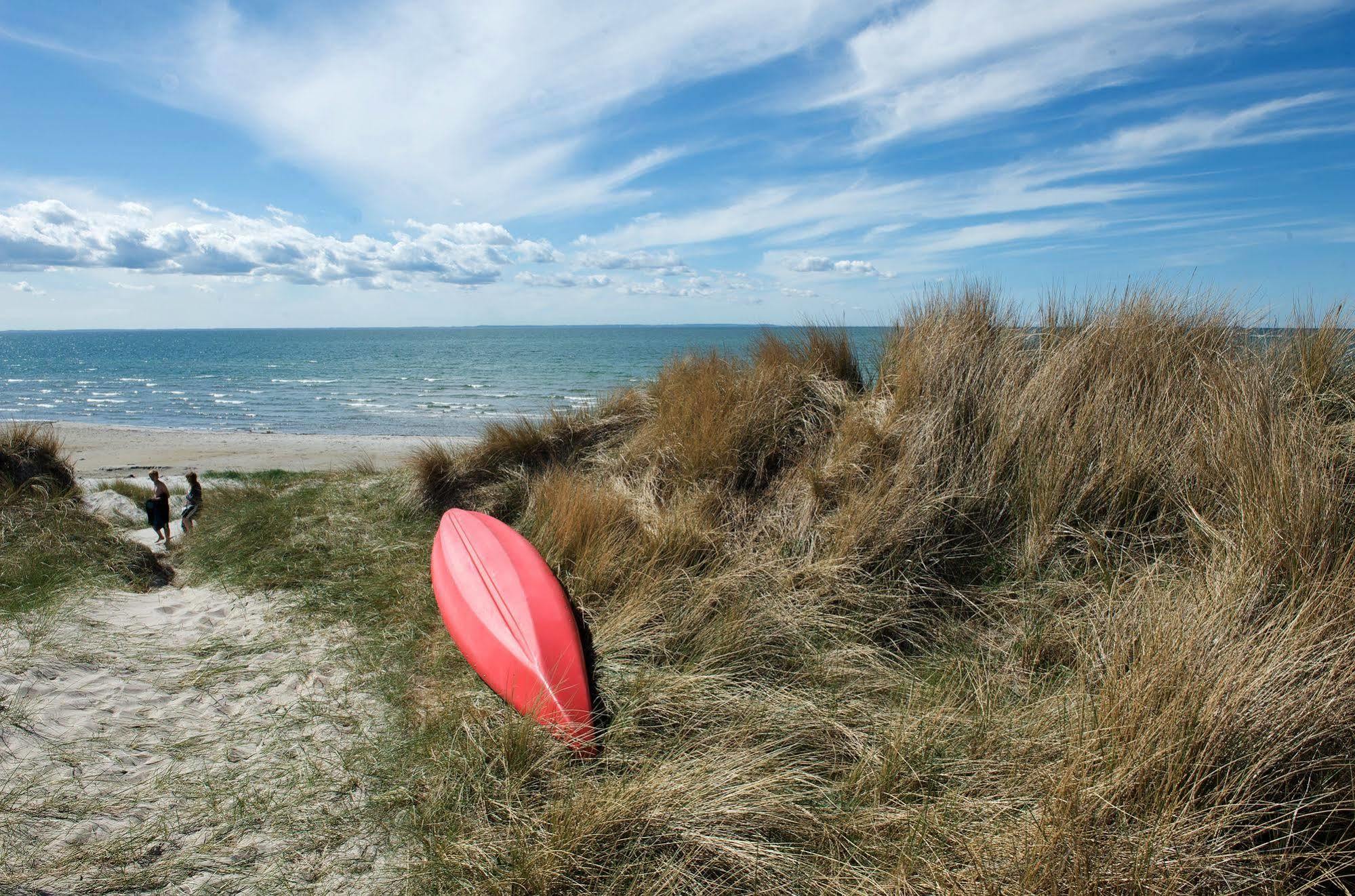 Hotel Strandgaarden Vesterø Havn エクステリア 写真